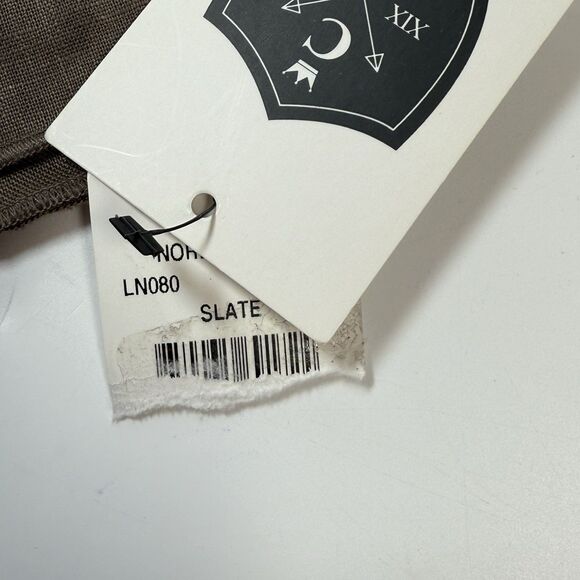 Clifton Wilson Brown Slate 100% Linen Pocket Square With Button New - Picture 3 of 5